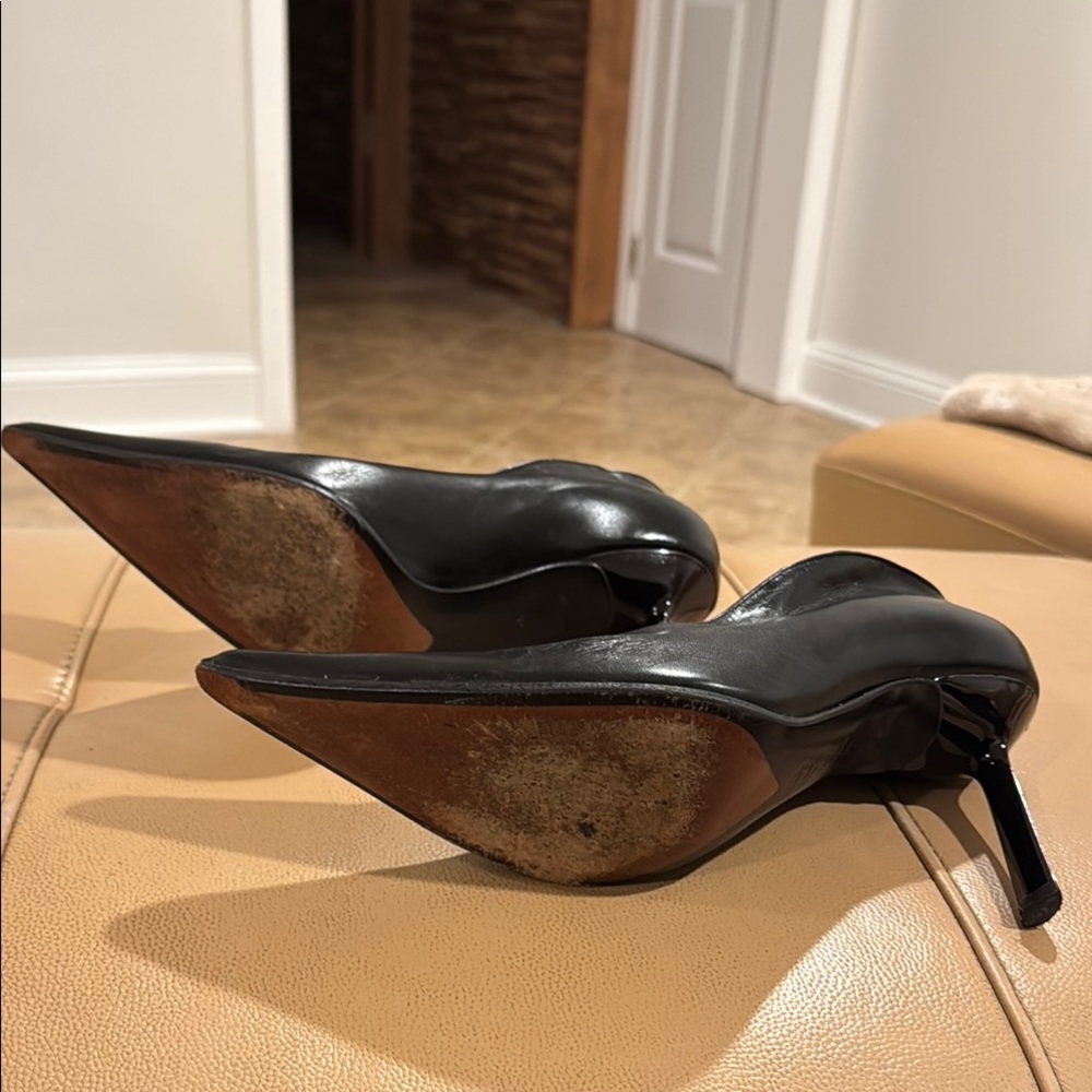 Black Leather Women's Shoes - Picture 5 of 7